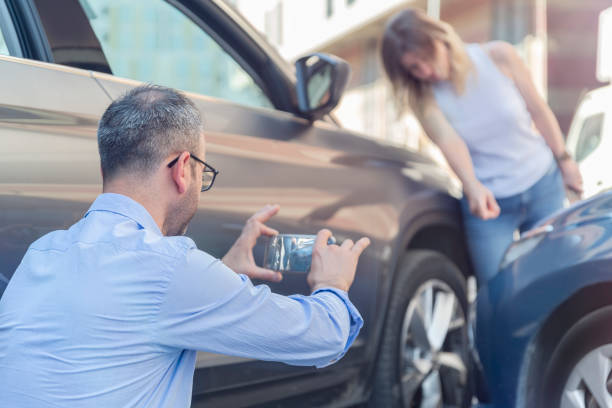 Professional Car Insurance Near Me technician working in Huntertown, IN